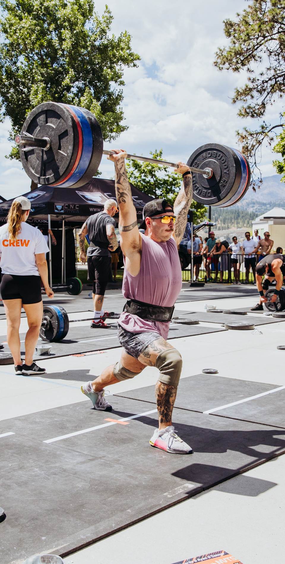 MODUS athlete on the barbell